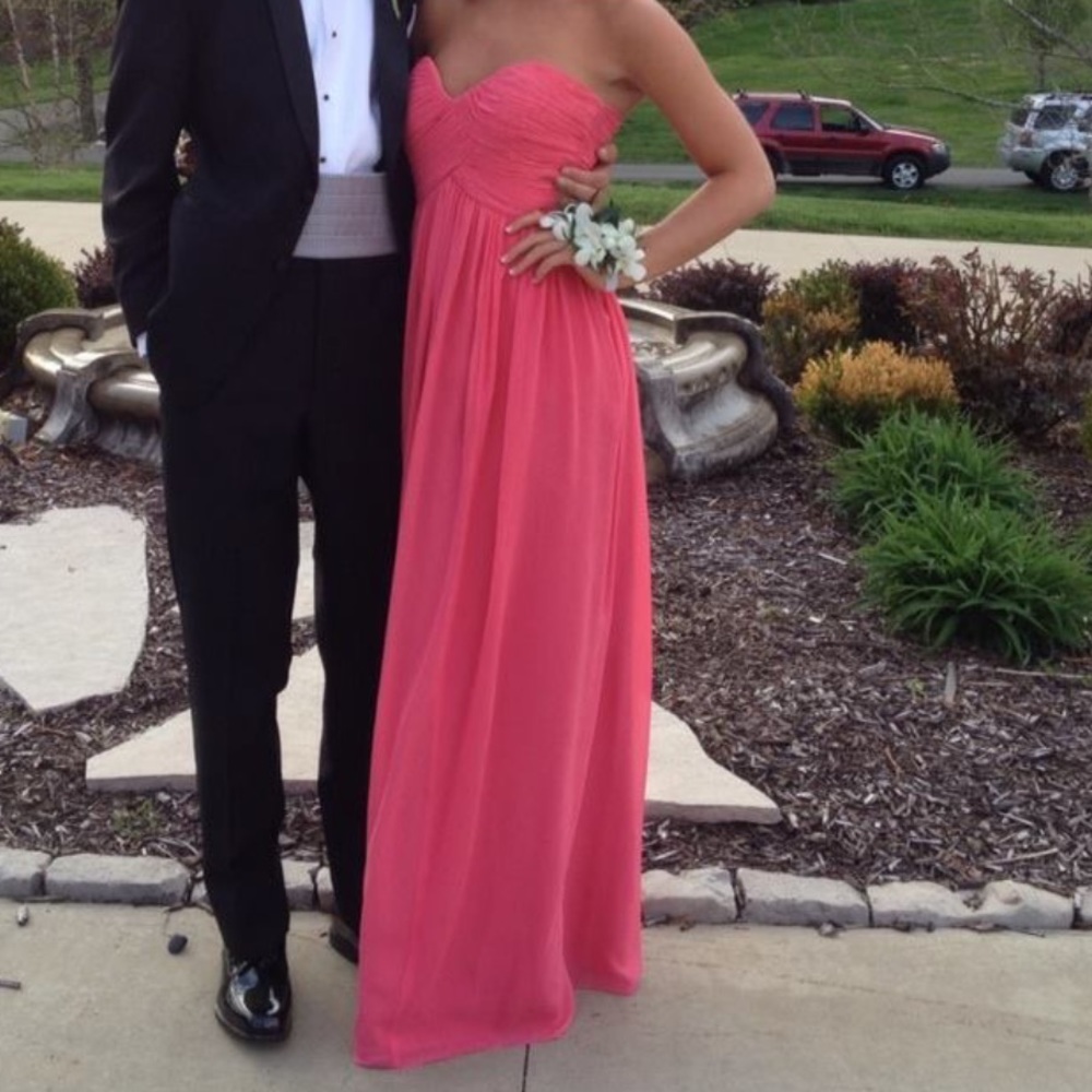 Peachy pink prom dress